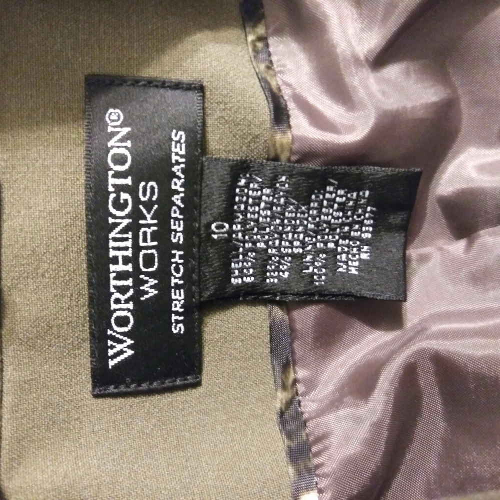 Coat - Picture 2 of 2